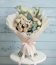 Букет цветов из:  Розы и Лизиантусы #REPLACE_PRED# Воздвиженском Ставропольского края