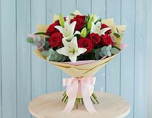 Букет цветов из:  Лилии и Розы в Воздвиженском Ставропольского края