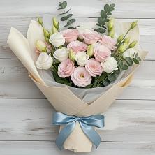 Букет цветов из:  Лизиантусы в Воздвиженском Ставропольского края