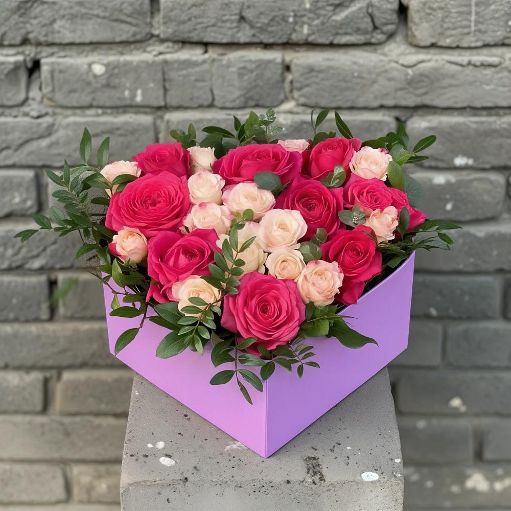 Цветочная композиция из Розы в коробке в Воздвиженском Ставропольского края