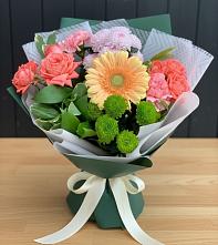 Букет цветов из:  Гвоздики, Розы, Герберы и Хризантемы #REPLACE_PRED# Воздвиженском Ставропольского края