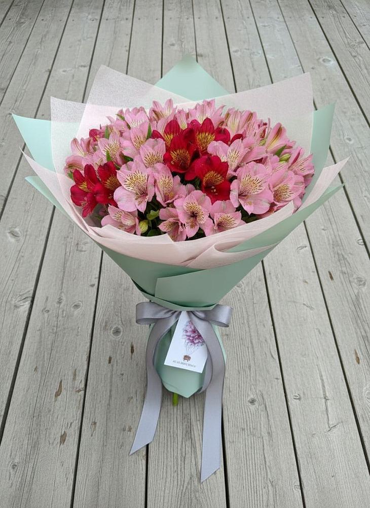 Букет цветов из: Альстромерии в Воздвиженском Ставропольского края