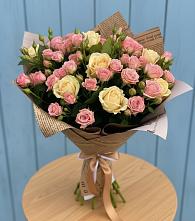 Букет цветов из:  Розы в Воздвиженском Ставропольского края