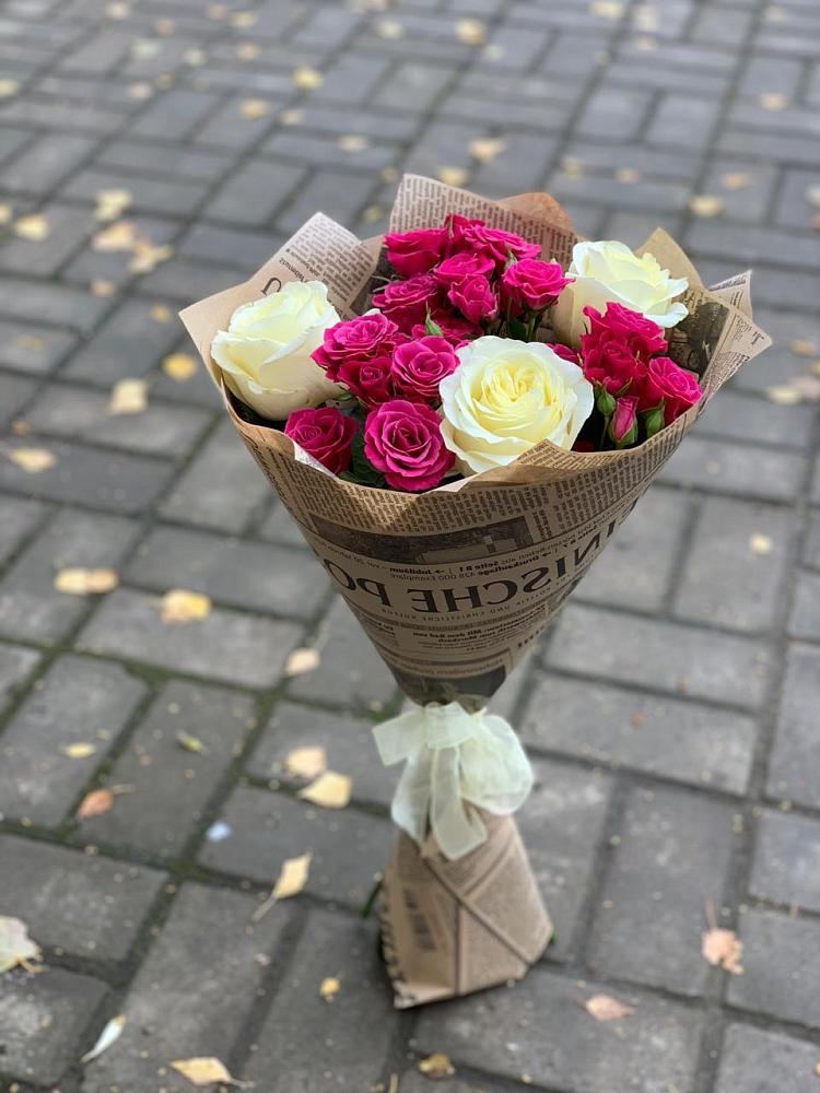 Букет цветов из: Розы в Воздвиженском Ставропольского края