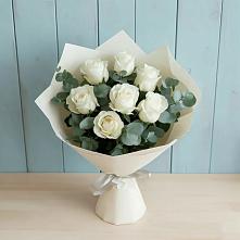 Букет Белые розы в Эвкалипте в Воздвиженском Ставропольского края