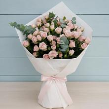 Букет цветов из:  Розы в Воздвиженском Ставропольского края