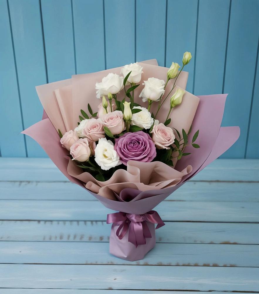 Букет цветов из: Розы и Лизиантусы в Воздвиженском Ставропольского края