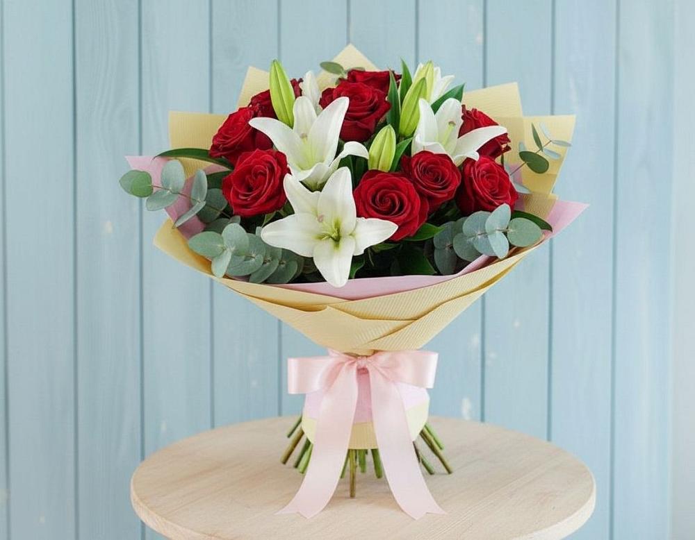 Букет цветов из: Лилии и Розы в Воздвиженском Ставропольского края